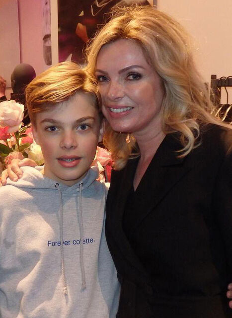 Simone van Trojen - Het Parool