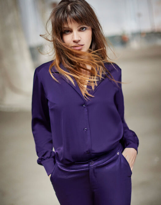 Julia -  - large
