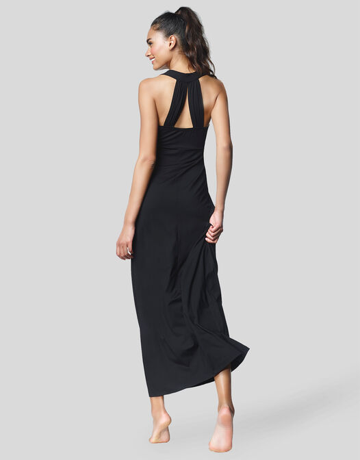 maxi jurk met open rug zwart Josephine lopend achterkant 