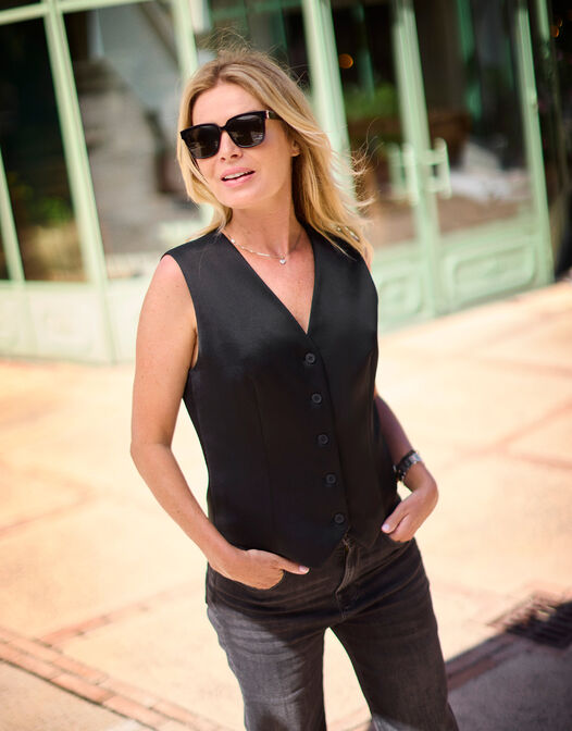 Charlize -  - large