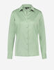 satijnen blouse met knopen en lange mouwen licht groen Estee packshot