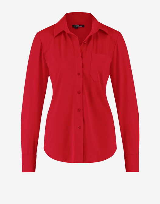 packshot rode blouse met zakje en knopen