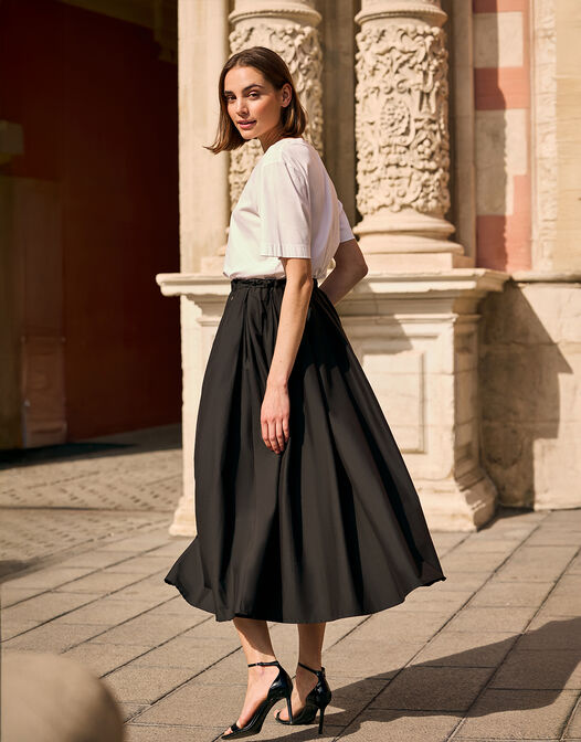 Thea -  - large