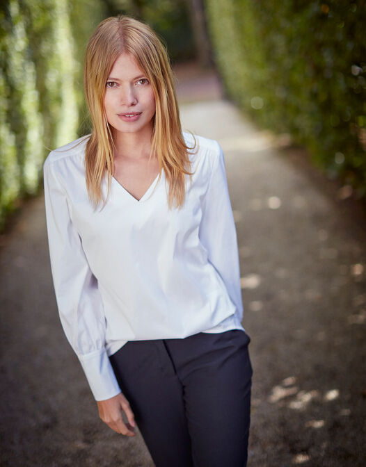 Carole -  - large