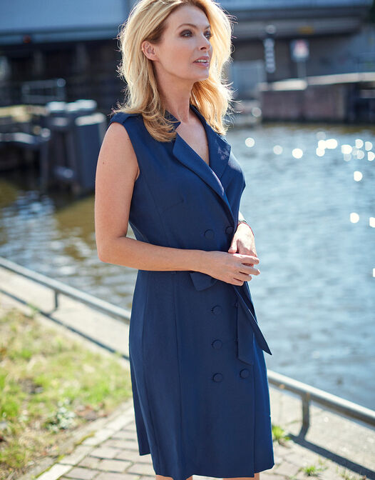 Julianne -  - large