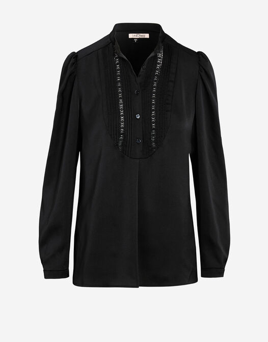 packshot blouse geborduurd zwart