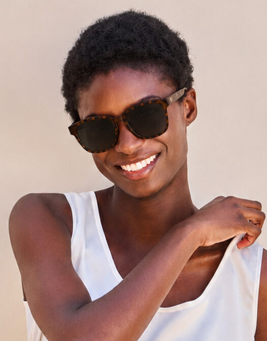 Ann -  - large